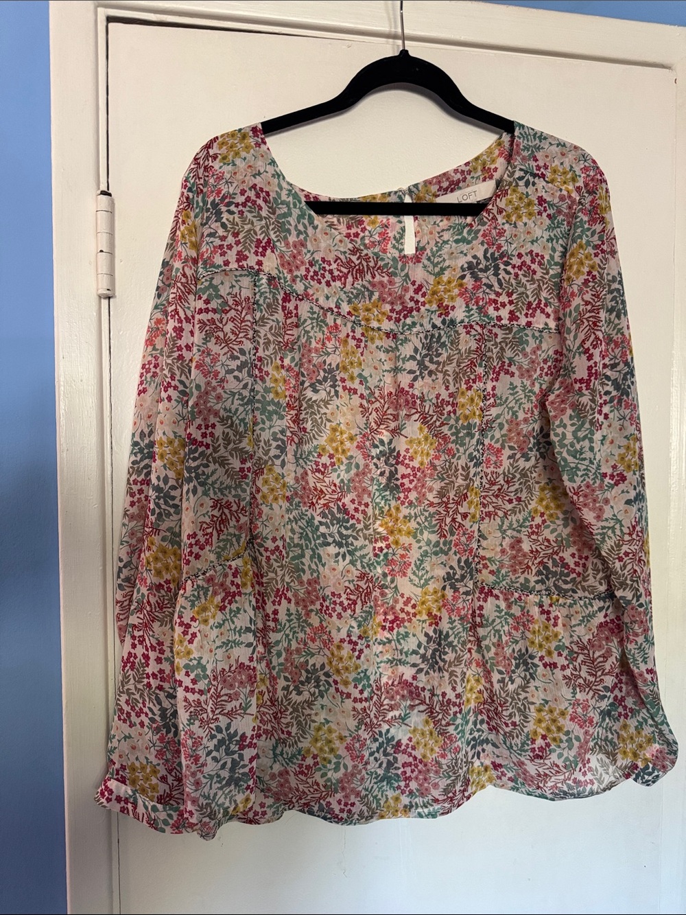 Ann Taylor Loft tissue billowy floral blouse polyester boho romantic print XL